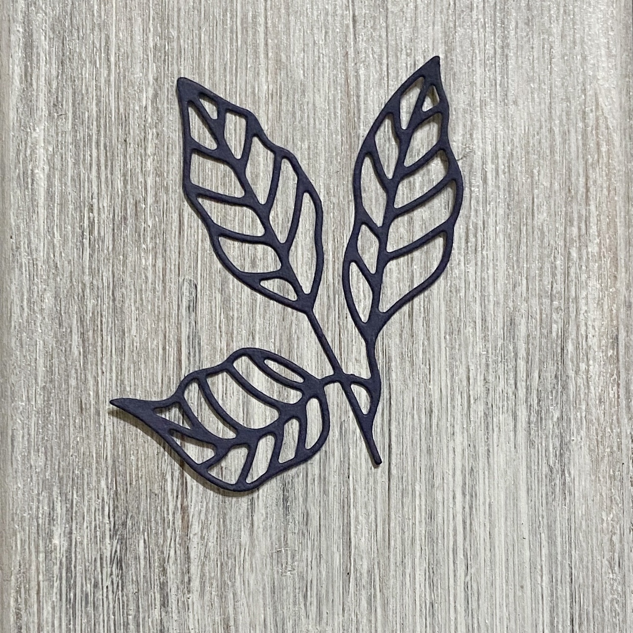 Нож Листики от ArtScrap