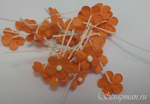 Декоративные цветочки на нитке, цвет "Оранжевый", 1см от магазина ScrapMan.ru